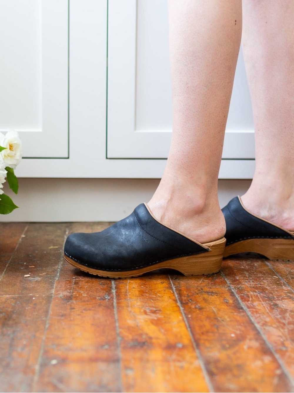Sanita Ellis Clog Black Oiled Leather Womens EU 37 US 6.5 Danish Comfort Slip On